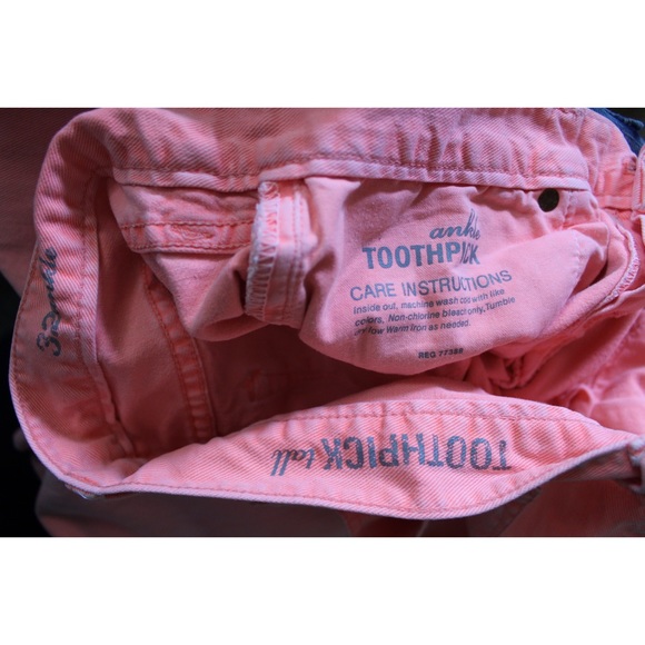 J.Crew Vibrant Florescent Pink Toothpick Tall Ankle Jeans 32 - Picture 8 of 8